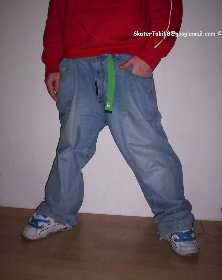 Mein Freund Benny mit Geiler Baggy und Sneakers Boy Skater adult photos