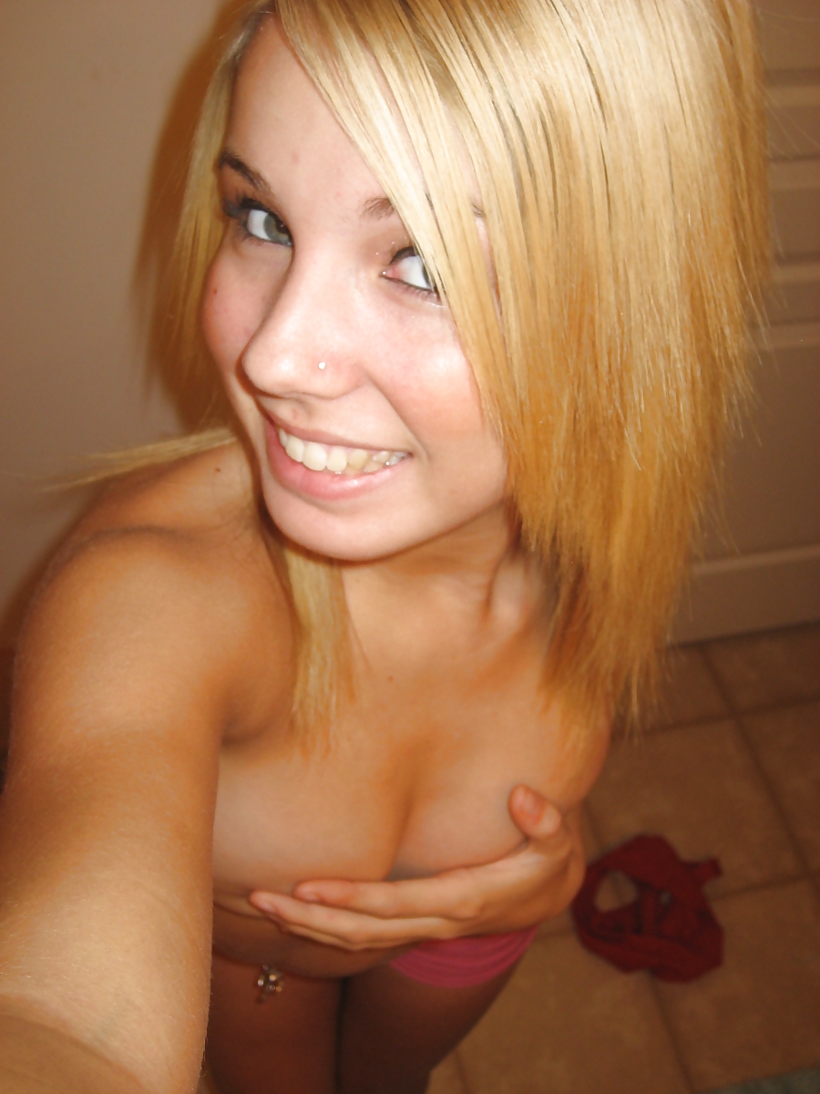 Blond Teen Girl with amazing body Selfshot 2of3 adult photos