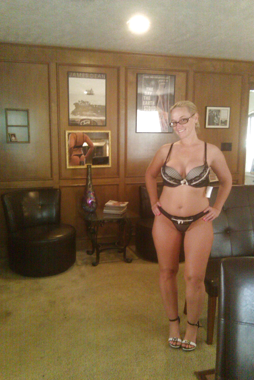 Blond Girl 3 adult photos