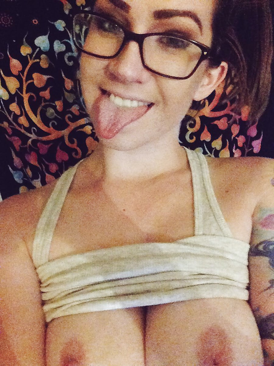 Naked Sluts Selfies adult photos