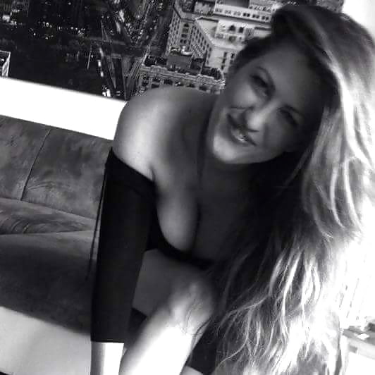 Amateurs beautiful  girls 2 adult photos