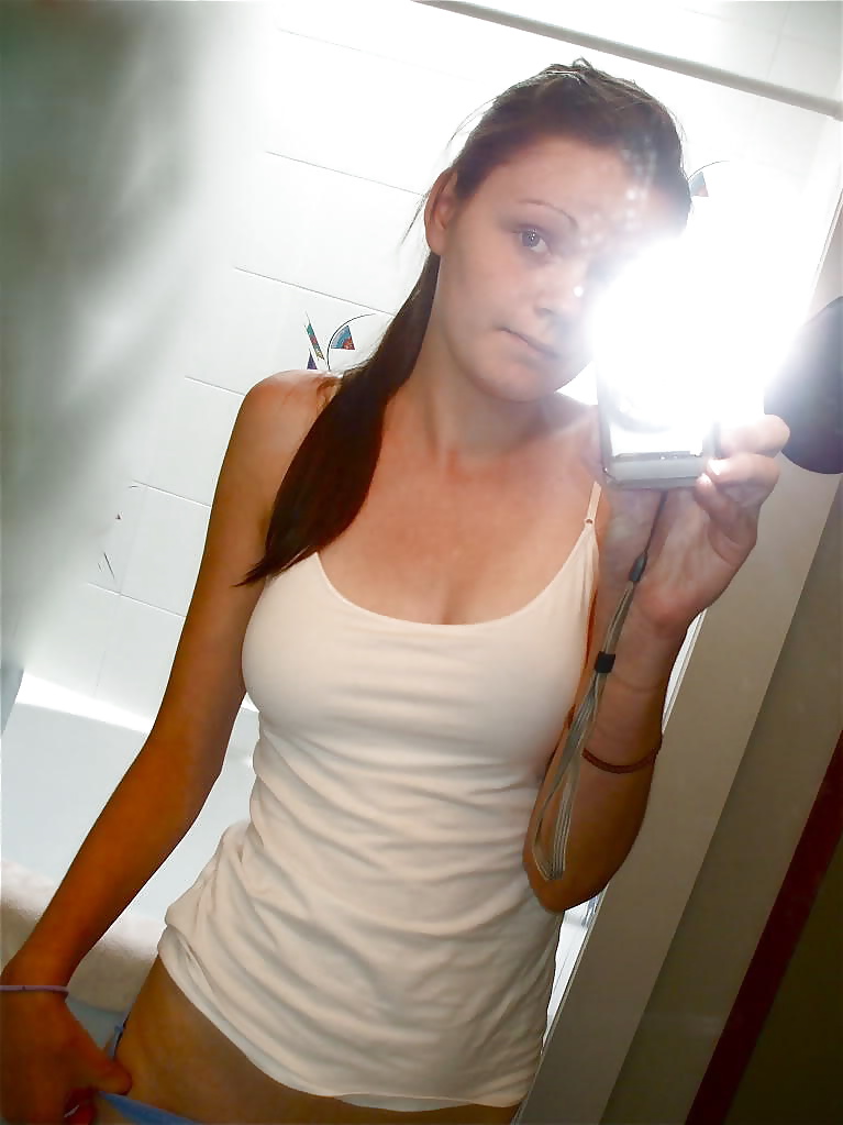 Amateur Selfies 4 adult photos