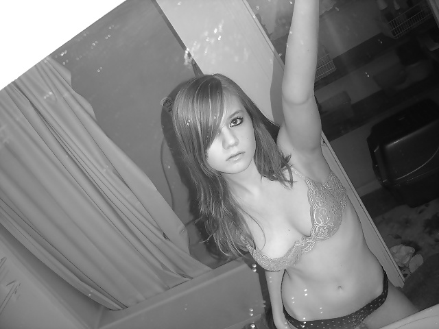 hor ny s ki pe anyone ? see my profile.... adult photos