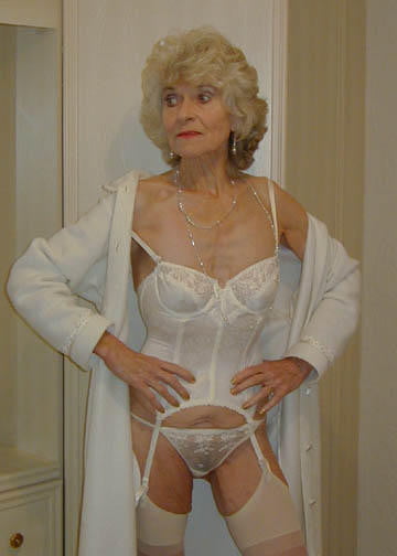 Granny Torrie Nude