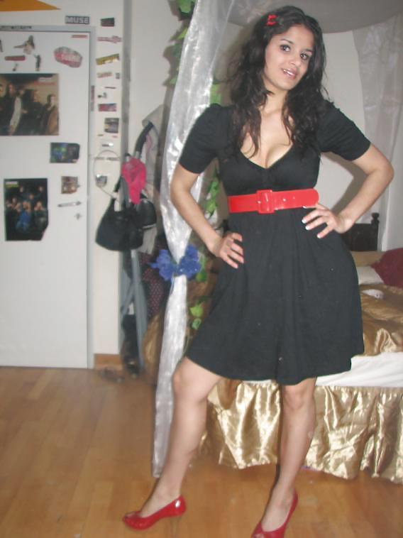 SWEET LATINA adult photos