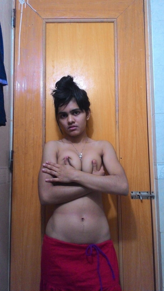 Cute Hairy Pakistani girl Nude adult photos