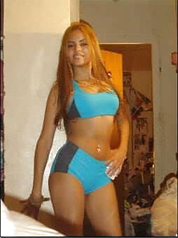 Fit Latinas adult photos