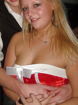 Danish teens & women-197-198-nude cleavage breasts touched adult photos