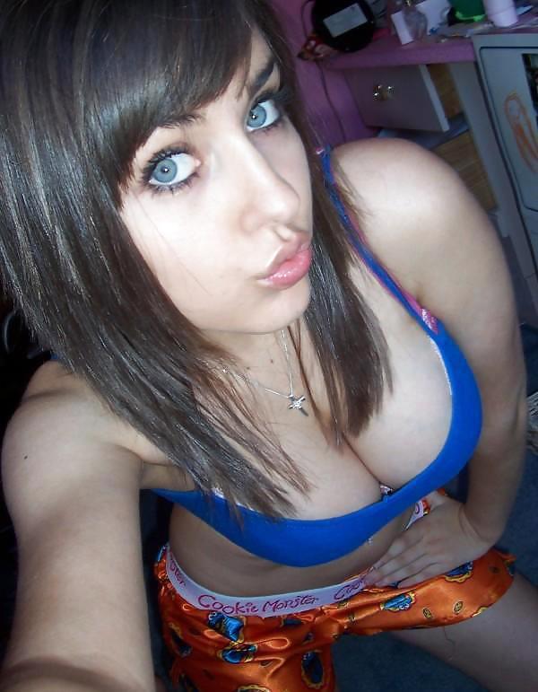 The Hottest Teen You've Ever Seen adult photos