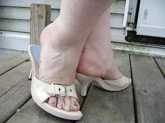 Shopping in Mules - mommyfeet8w adult photos