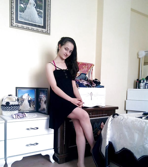 Azgin Turbanli adult photos