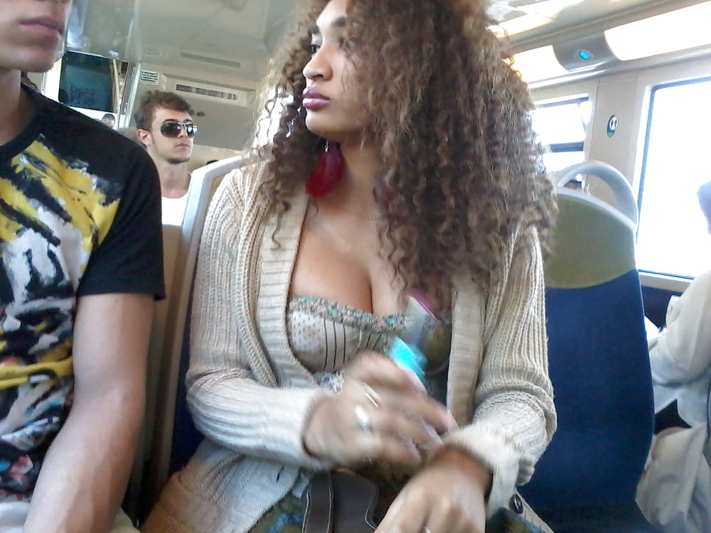 Dans le train adult photos