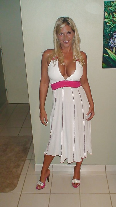 1 hot milf adult photos