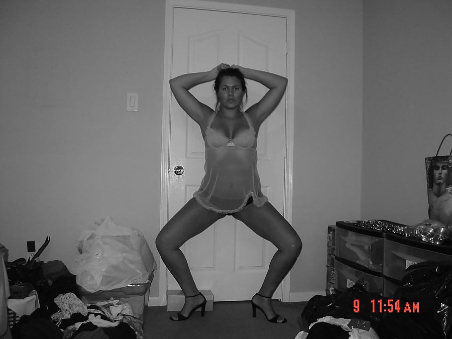 Busty amateur girl hot selfshot nude photos adult photos