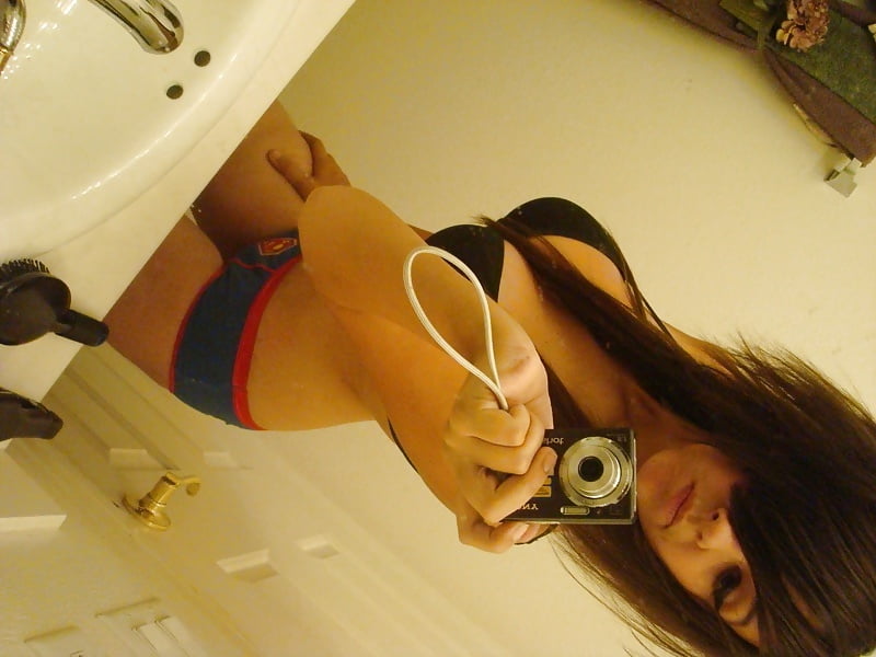 Yet more Emo adult photos