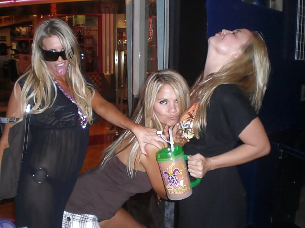 Voyeur.Candid.27-12 adult photos