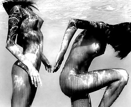 Erotic Lust under Water - Session 1 adult photos