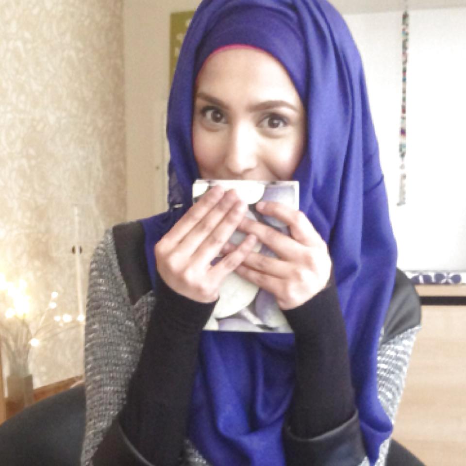 Cute sexy hijabi girl - Cum tributes adult photos