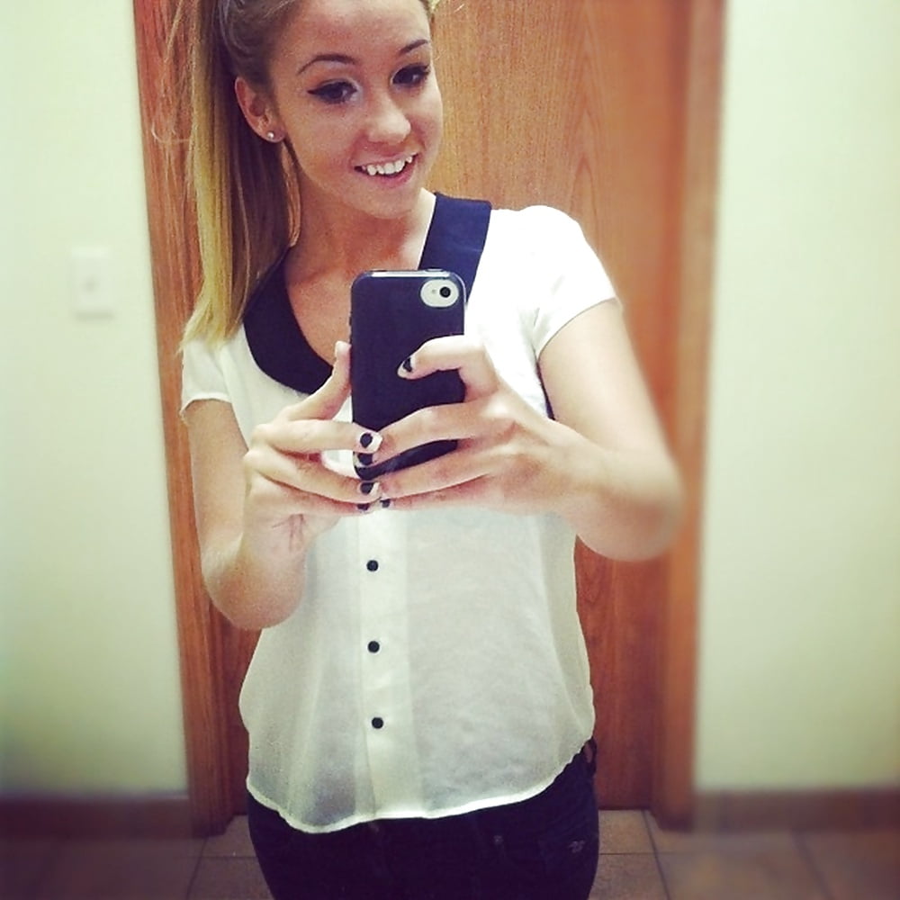 American Slut Bombshell adult photos