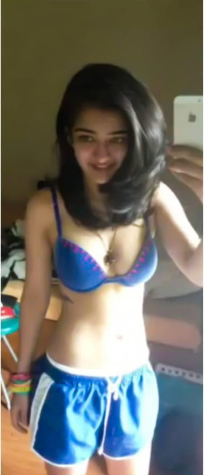 Actress Akshara Hassan New Leaked Private Photos Adult Photos