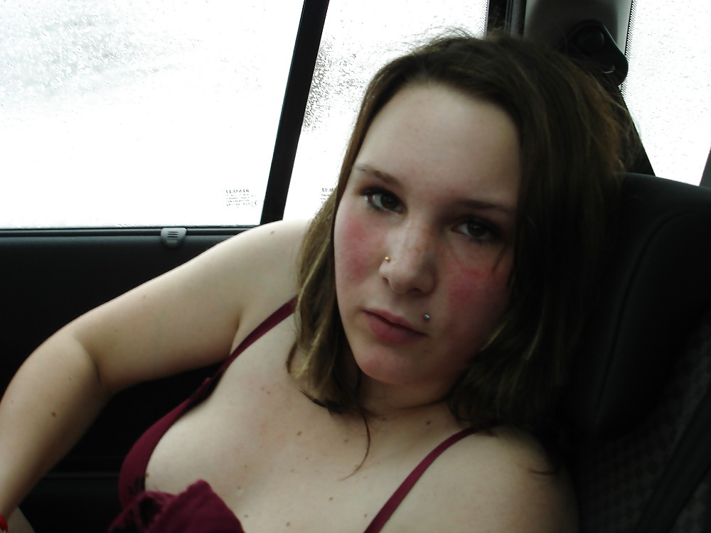 Teen fucked in the car - N. C. adult photos