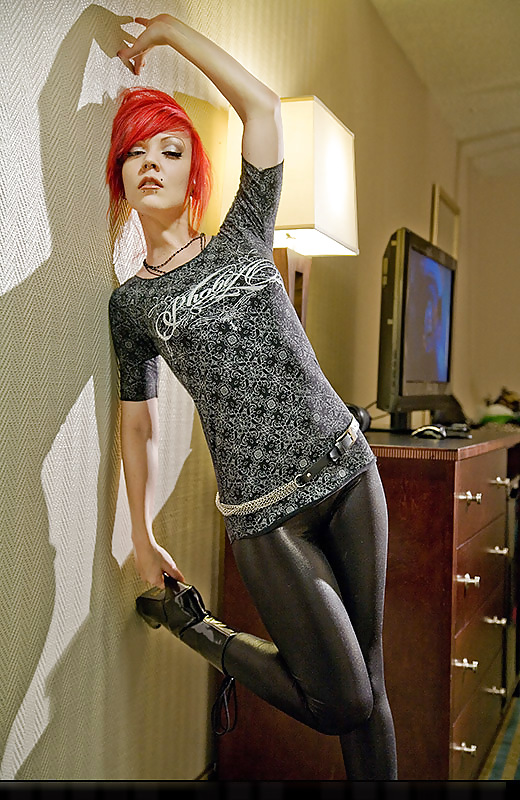 Tara Ryze adult photos