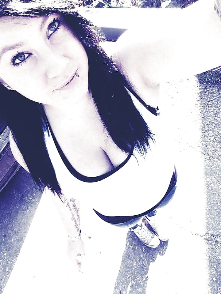 Wichsvorlage Angelika H. (Dicke Titten) adult photos