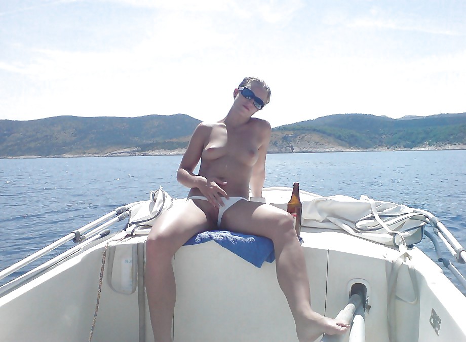 Erotic Babes on a Boat - Session 1 adult photos