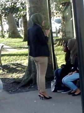 Non Nude Hijabi Teens Walking London UK Bengali Clothed adult photos