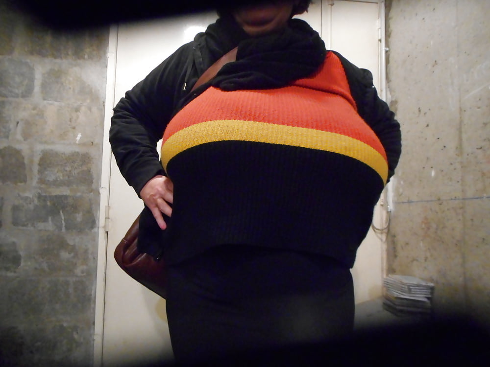 valerie 115d adult photos