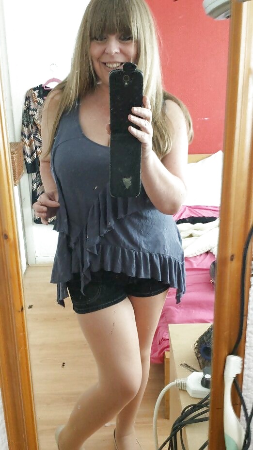 Sexy eBay Seller adult photos