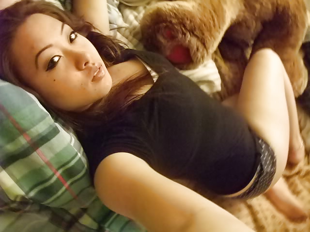 Another Super Hot Hmong Selfies adult photos