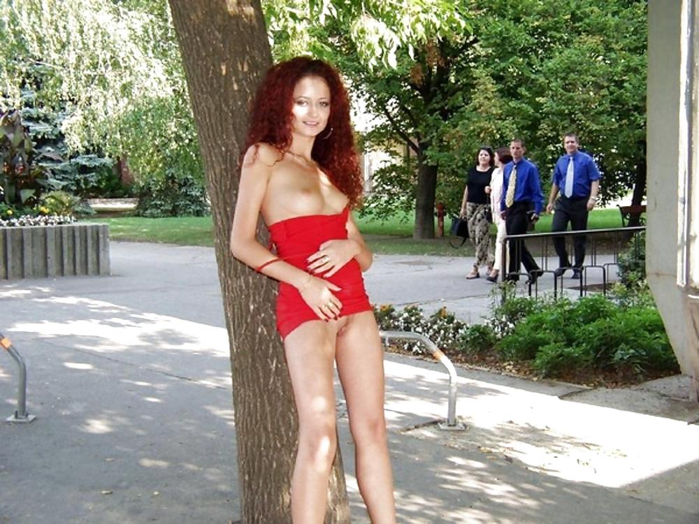 REALLY HOT GIRLS IN PUBLIC 55 adult photos