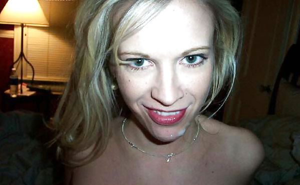 Blond whore fucking dick and pulls well-1 adult photos