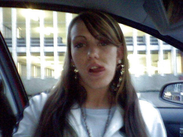 Ma salope de quartier en voiture adult photos