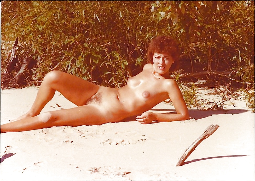 Vintage Wives & Girlfriends 65 adult photos