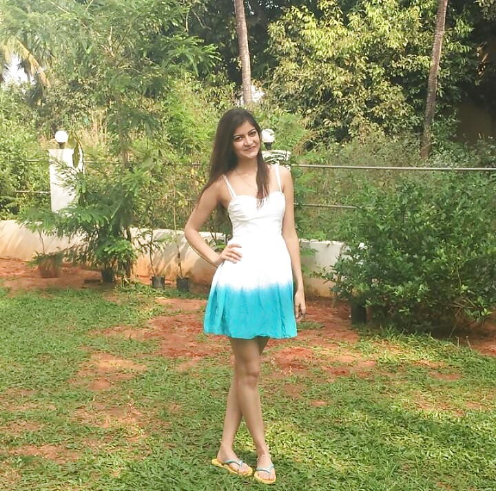 INDIAN TEEN adult photos