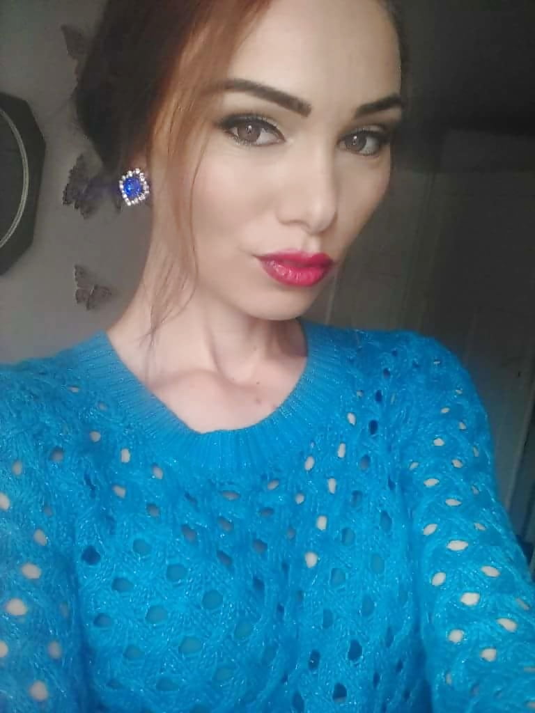 Teen Bulgaria Aishi Uruchova adult photos