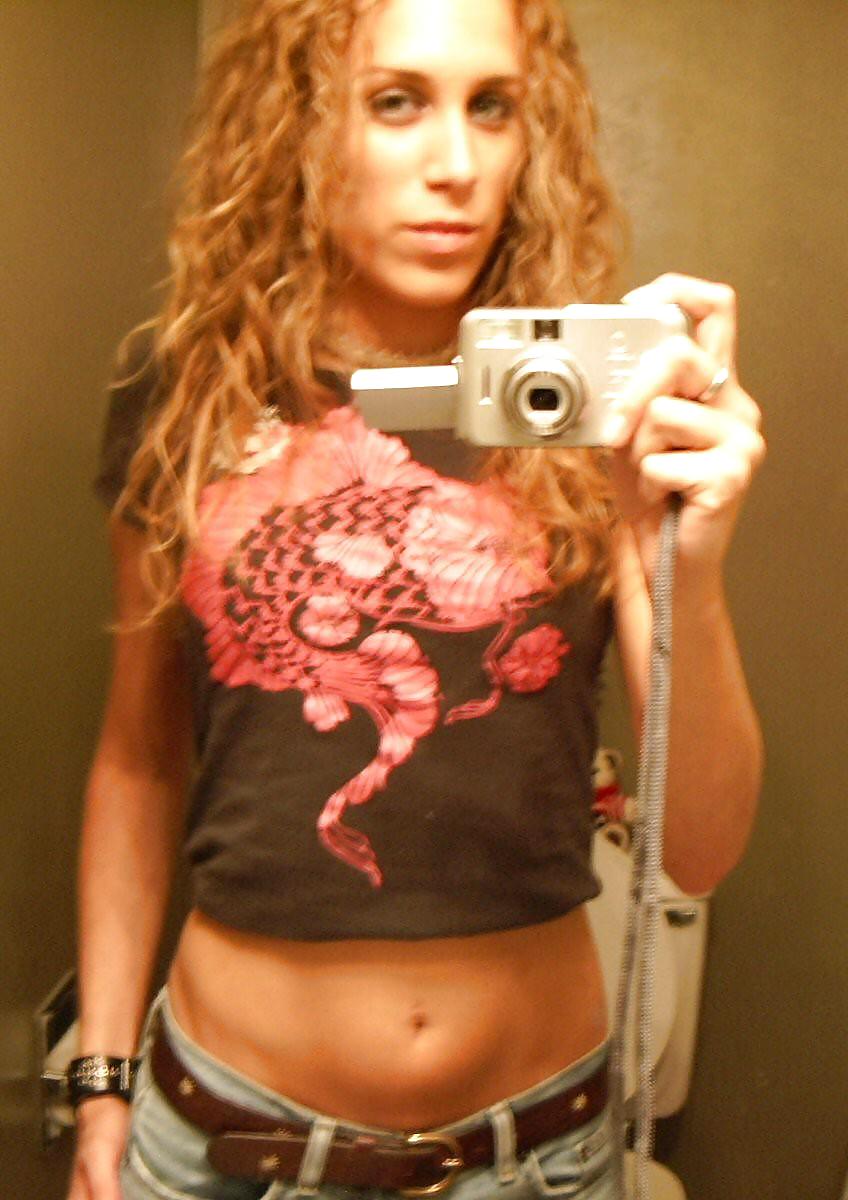 CANADIAN HOTTIE adult photos