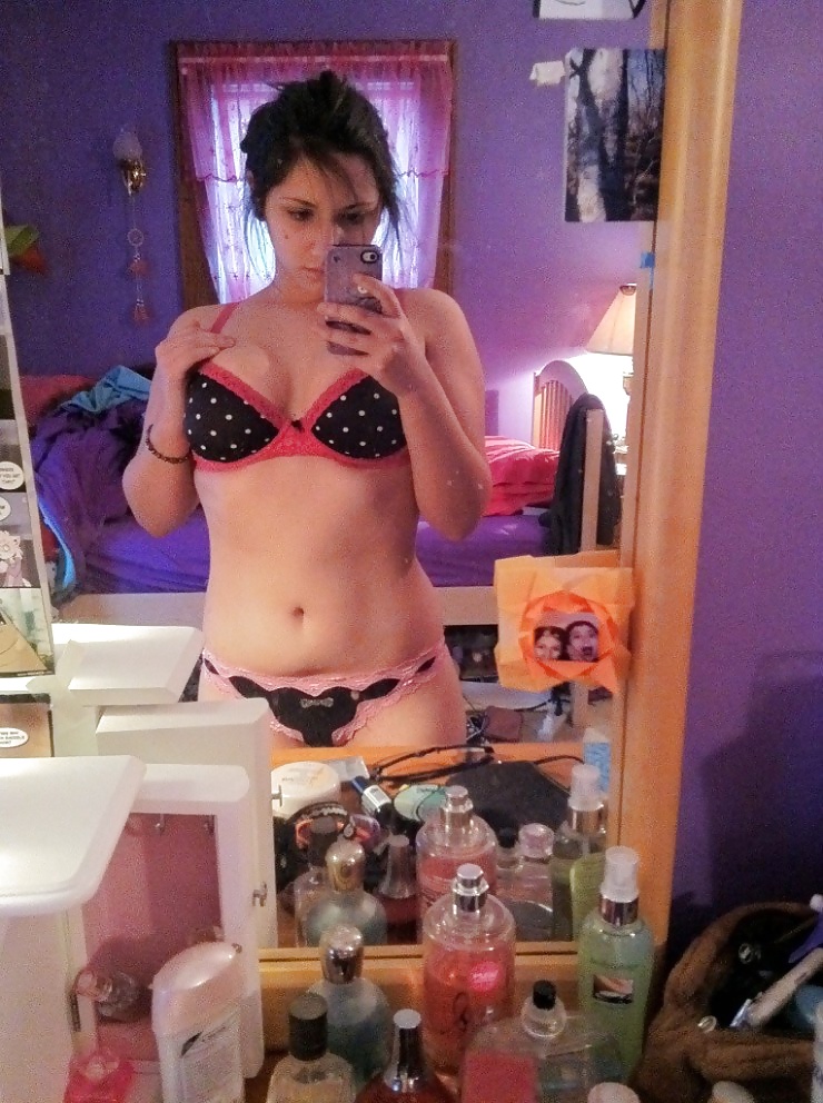 Self shot - Amateur girl #65 adult photos
