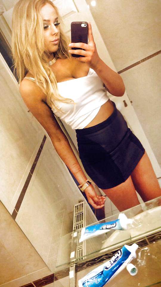 Hot Teens 5 adult photos