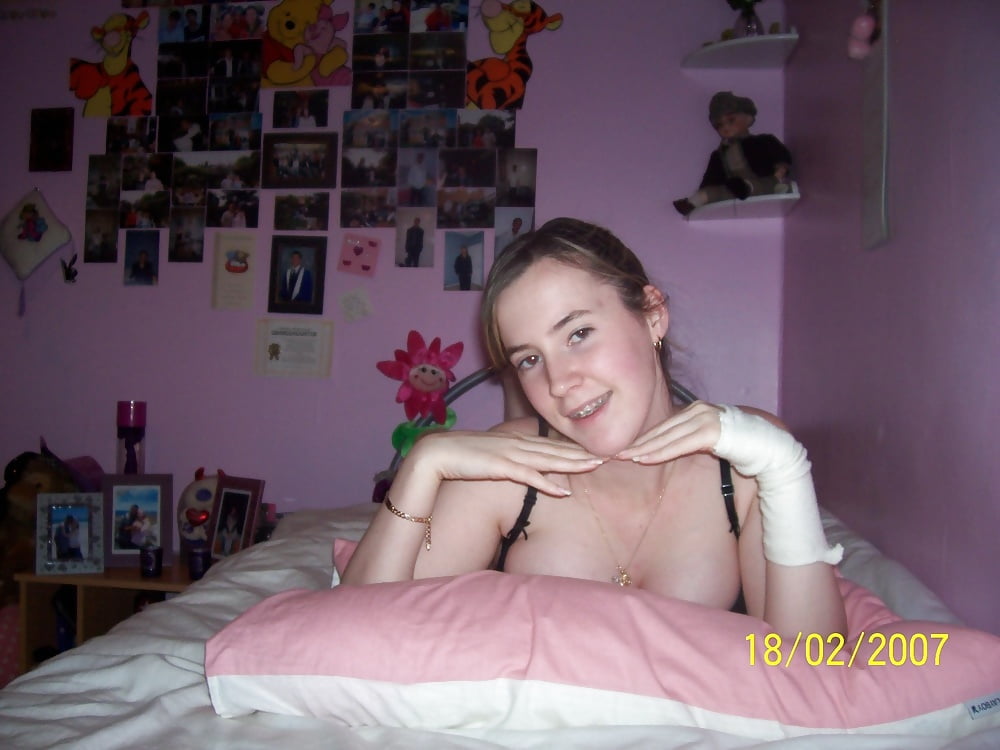 lola 18 ans coquine adult photos