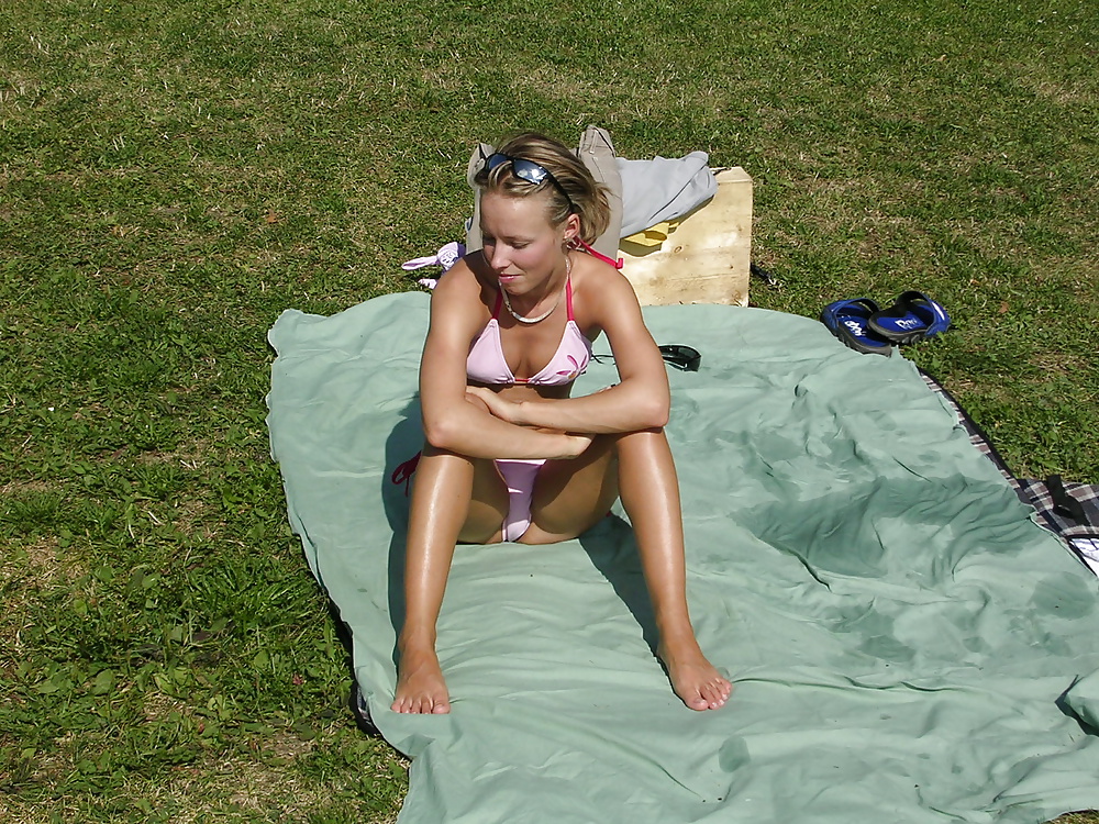 Cute Teen Blonde adult photos