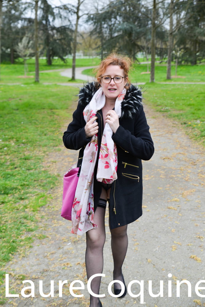 A slut's walk in a public park - 17 Photos 