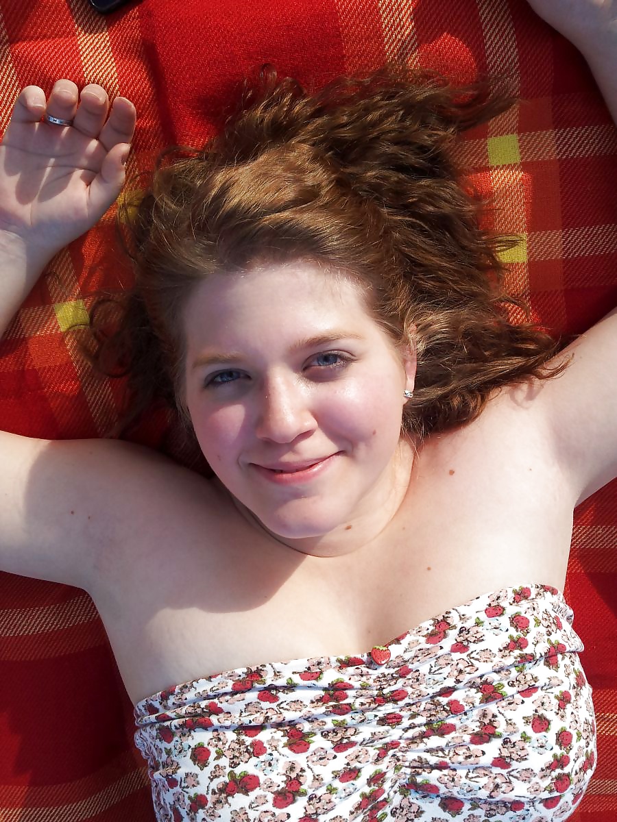 Nice (non nude) girls 183 adult photos