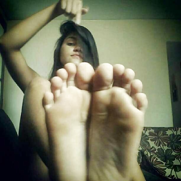 I fucking Loooove Teen Feet adult photos