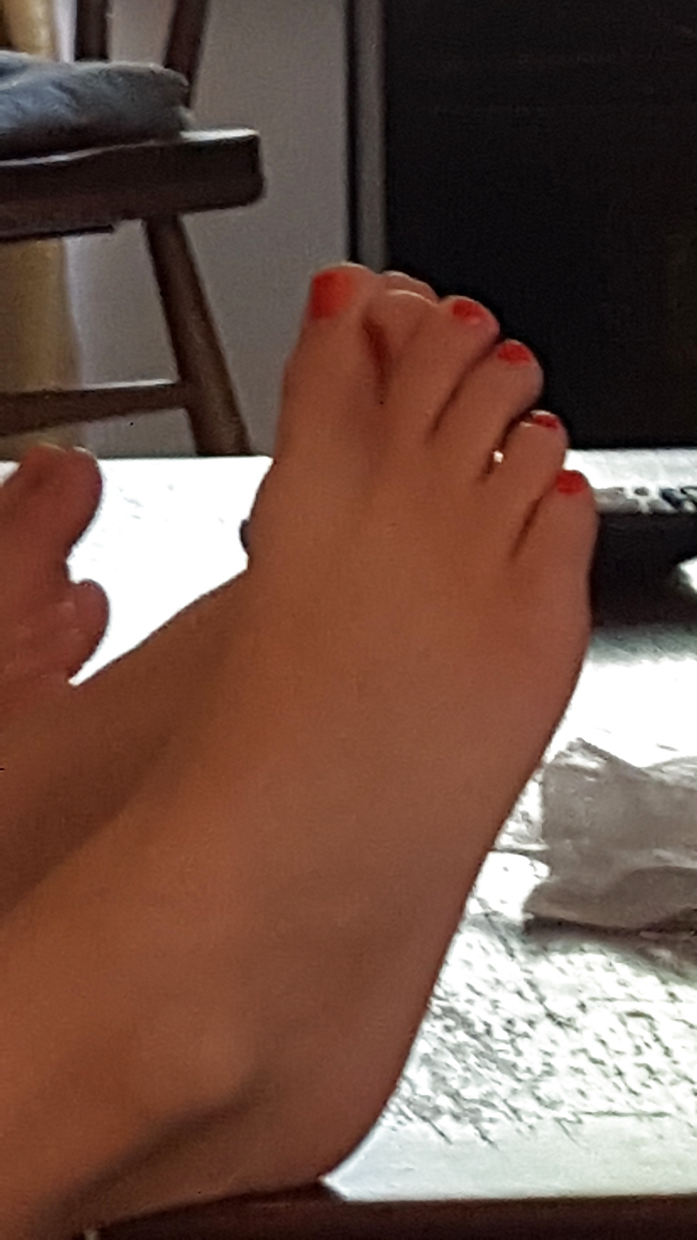Sexy wife feet adult photos