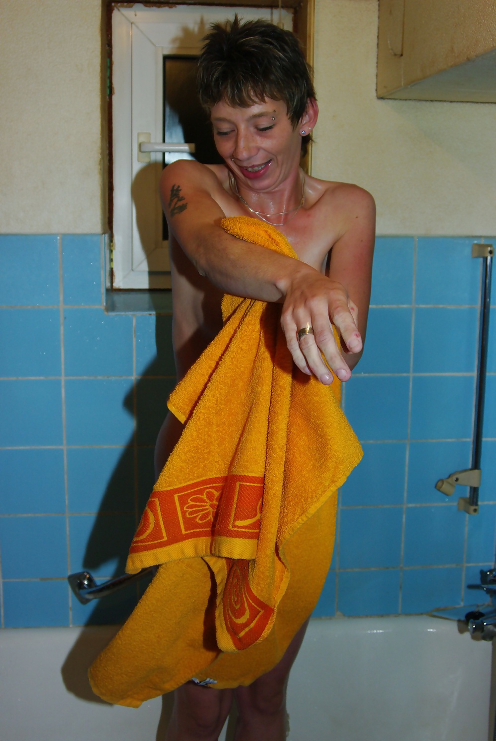 german bathroom voyeur pis adult photos