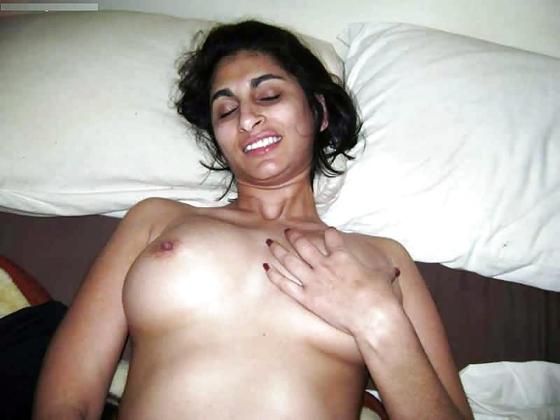 Arab Ex-Girlfriends 7 adult photos