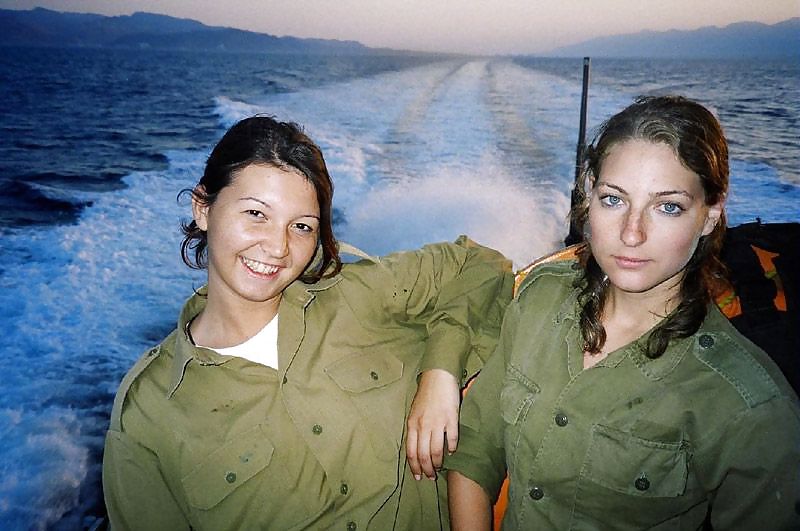 Israeli Army Girls (Non-Nude) adult photos